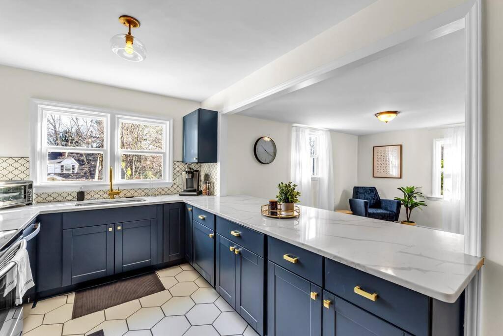 Fully Renovated 4 Bed Buena Vista House Near Wfu Βίλα Γουίνστον-Σάλεμ Εξωτερικό φωτογραφία